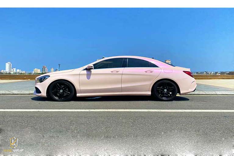 decal đổi màu xe mercedes GLA 250 màu hồng