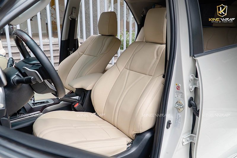 Giá Bọc Ghế Da Ô Tô 7 Chỗ 3 Đổi màu nội thất Fortuner