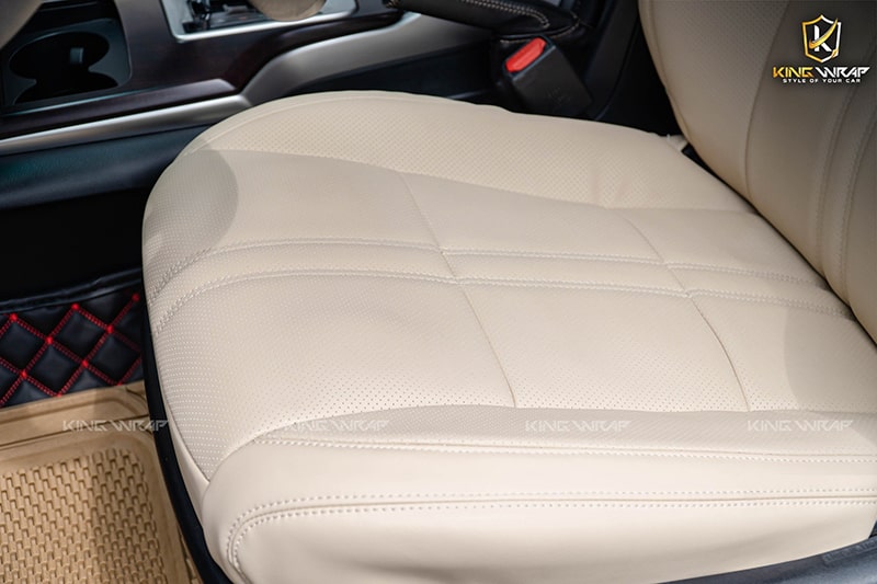 Giá Bọc Ghế Da Ô Tô 7 Chỗ 4 Đổi màu nội thất Fortuner