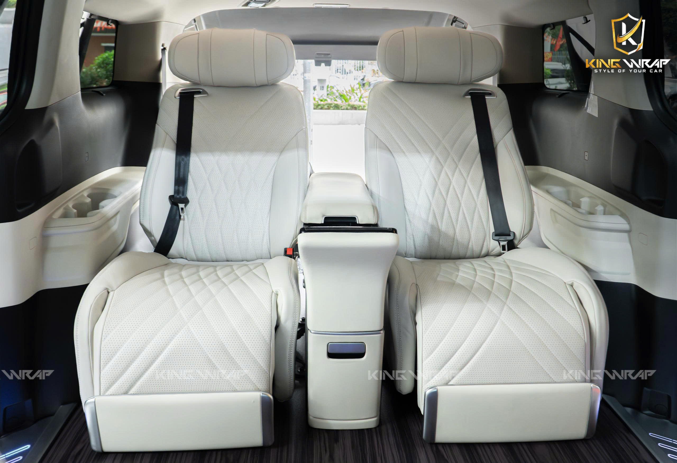 Độ ghế Limousine ô tô: Nâng cấp nội thất sang trọng